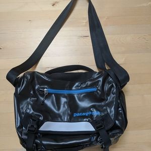 Patagonia MiniMass Messenger Bag